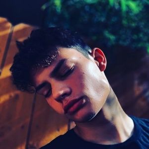 Meet your Posher, Phillip